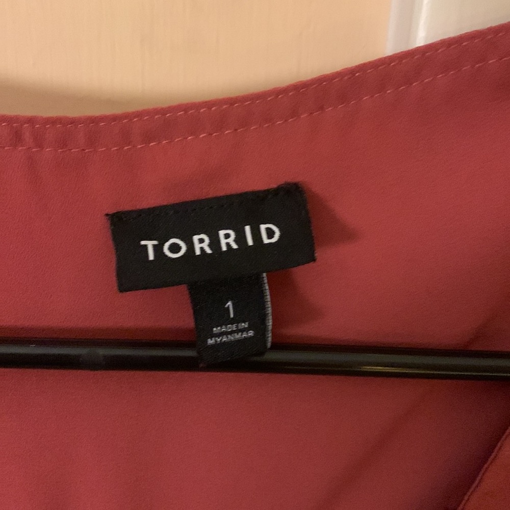 Torrid Pink blouse - Picture 2 of 5